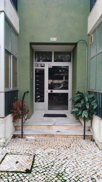 Arrenda-se andar T3 mobilado renovado - Grande imagem: 5/12