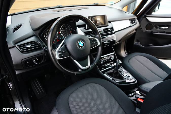 BMW Seria 2 218i Active Tourer Advantage - 25