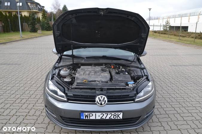 Volkswagen Golf 2.0 TDI (BlueMotion Technology) Highline - 19