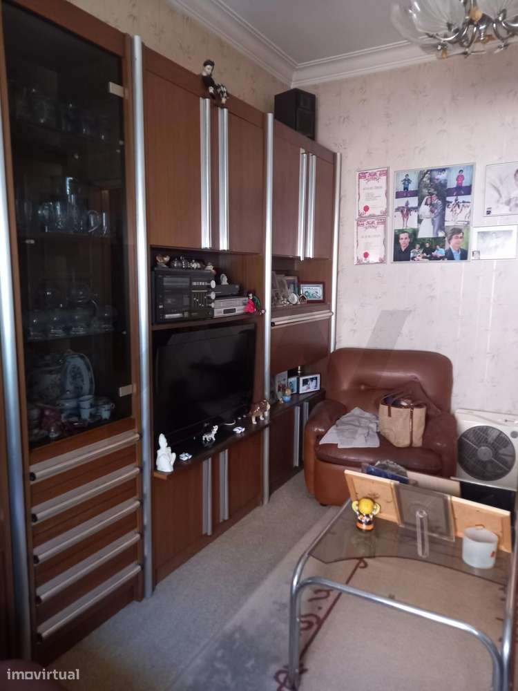 APARTAMENTO T2 - CENTRO QUELUZ-6