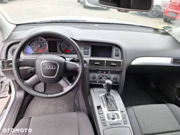 Audi A6 2.4 Multitronic - 11
