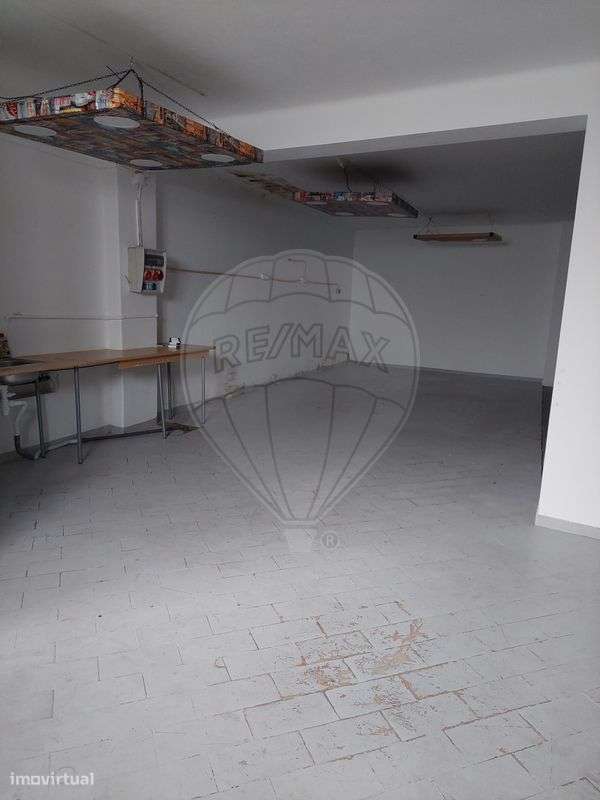 Armazém  para arrendamento - Grande imagem: 5/8