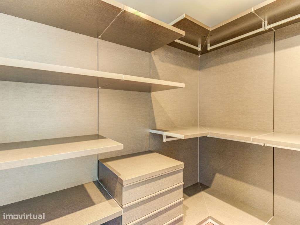 Apartamento T5 + 1 no Condomínio Jardins São Lourenço - Lisboa-9