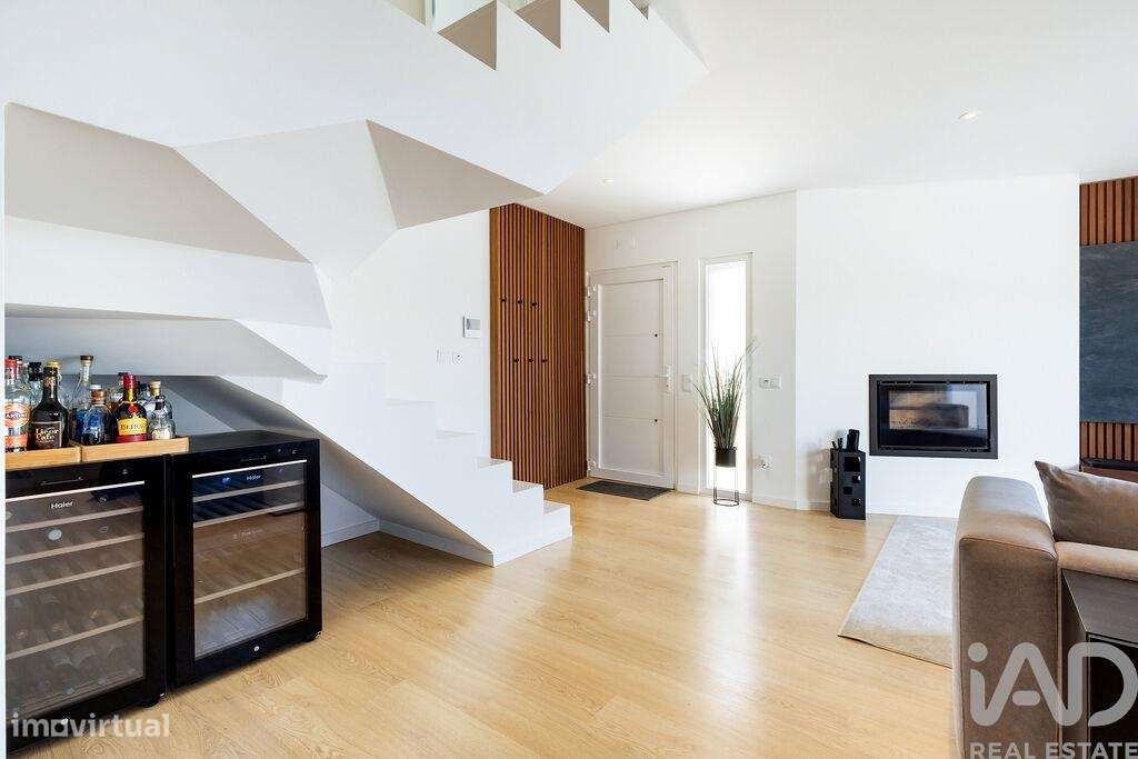 Casa / Villa T4 em Setúbal (São Sebastião) de 397,00 m2 - Grande imagem: 4/28