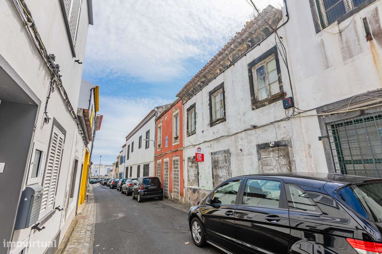 Moradia Geminada - Calheta - Grande imagem: 4/6