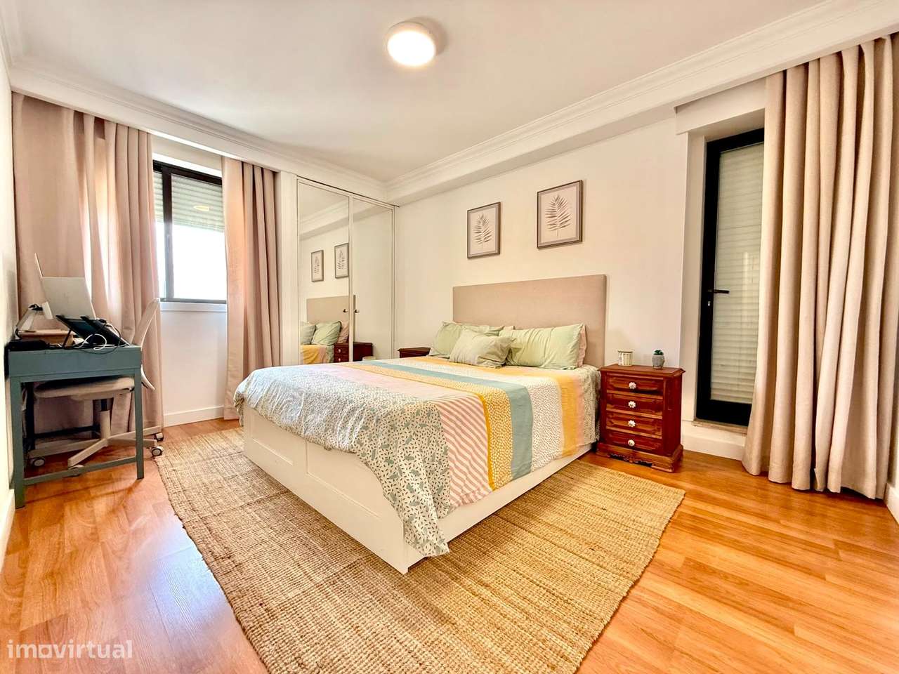 Apartamento T2 MOBILADO, no último piso, em Soares dos Reis!-26