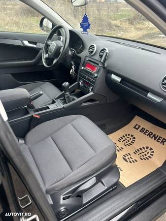 Audi A3 2.0 TDI Sportback DPF Attraction - 14