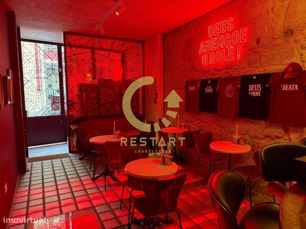 Trespasse Restaurante com terraço na Baixa do Porto próximo a Avenida - Grande imagem: 5/25