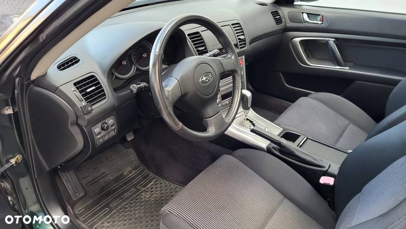 Subaru Outback Legacy 2.5i Comf AT - 16