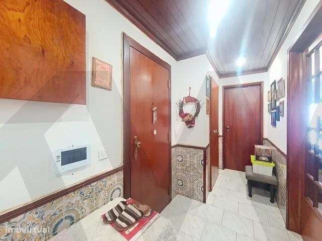 T2 Luminoso no Centro de Setúbal • Avenida de São Francisco Xavier - Grande imagem: 4/22