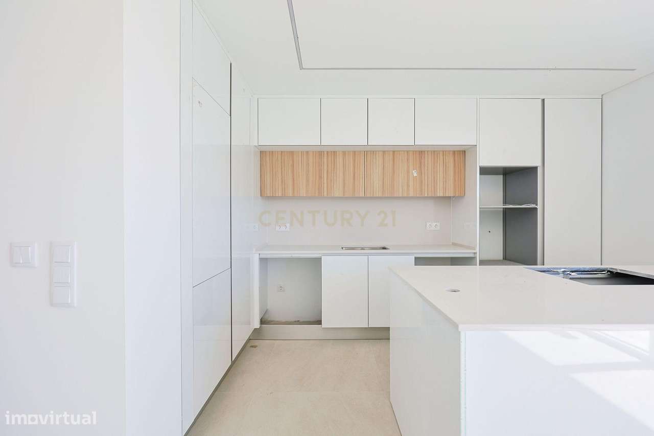 Prédio Charneca Caparica - Frações T1 e T2-14