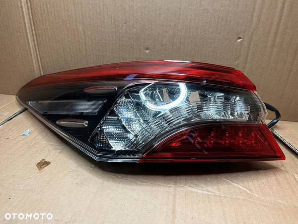 Lampa lewa tylna TOYOTA CAMRY full led ciemna - 3