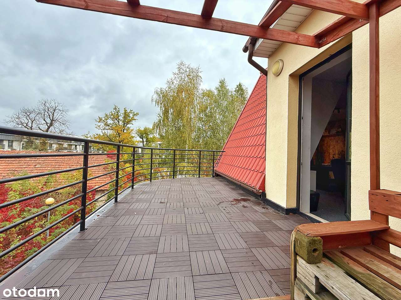 Przytulny lokal z dużym tarasem + m.p + klimatyzacja | ul. Kobierzycka-8