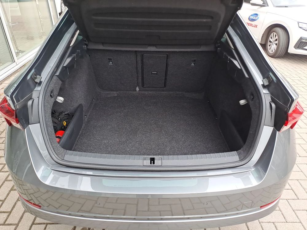 SKODA OCTAVIA Virtual ACC Matrix 1,5eTSI 150KM Serwis ASO Salon PL VAT23%
