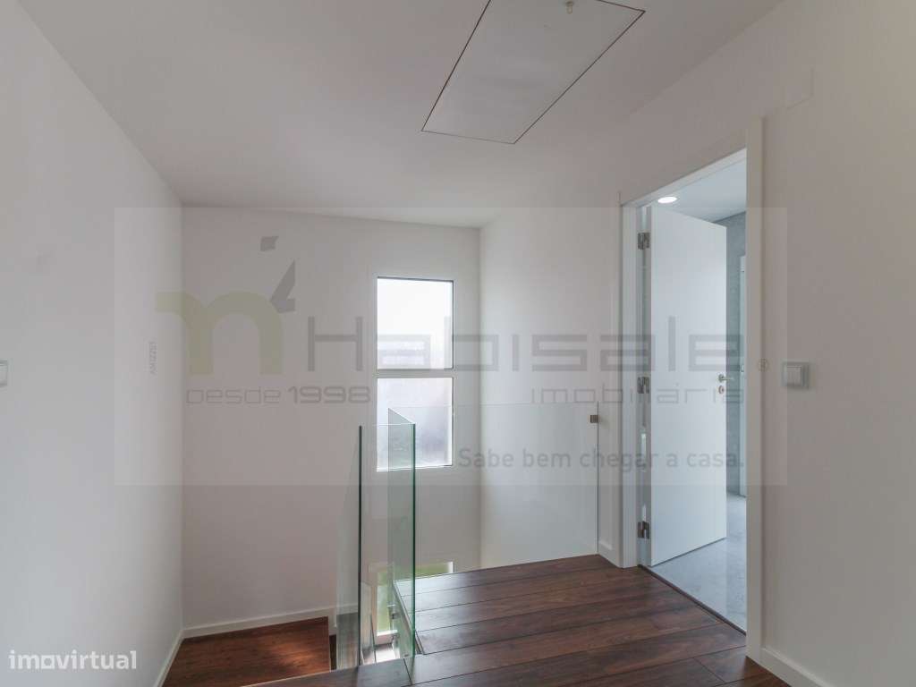 Moradia T3, situada em Areia Cascais, a curta distância da praia do...-23