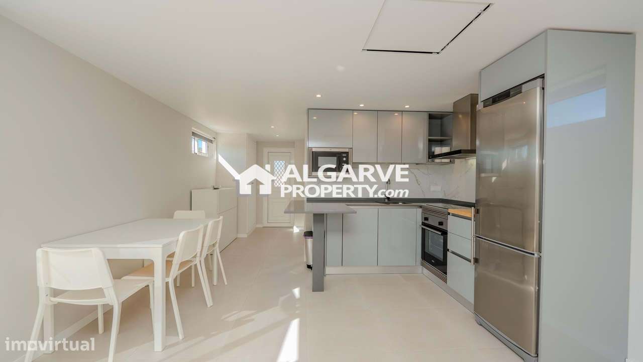 Moradia V3 + 2 numa zona calma perto de Loulé, Algarve-27