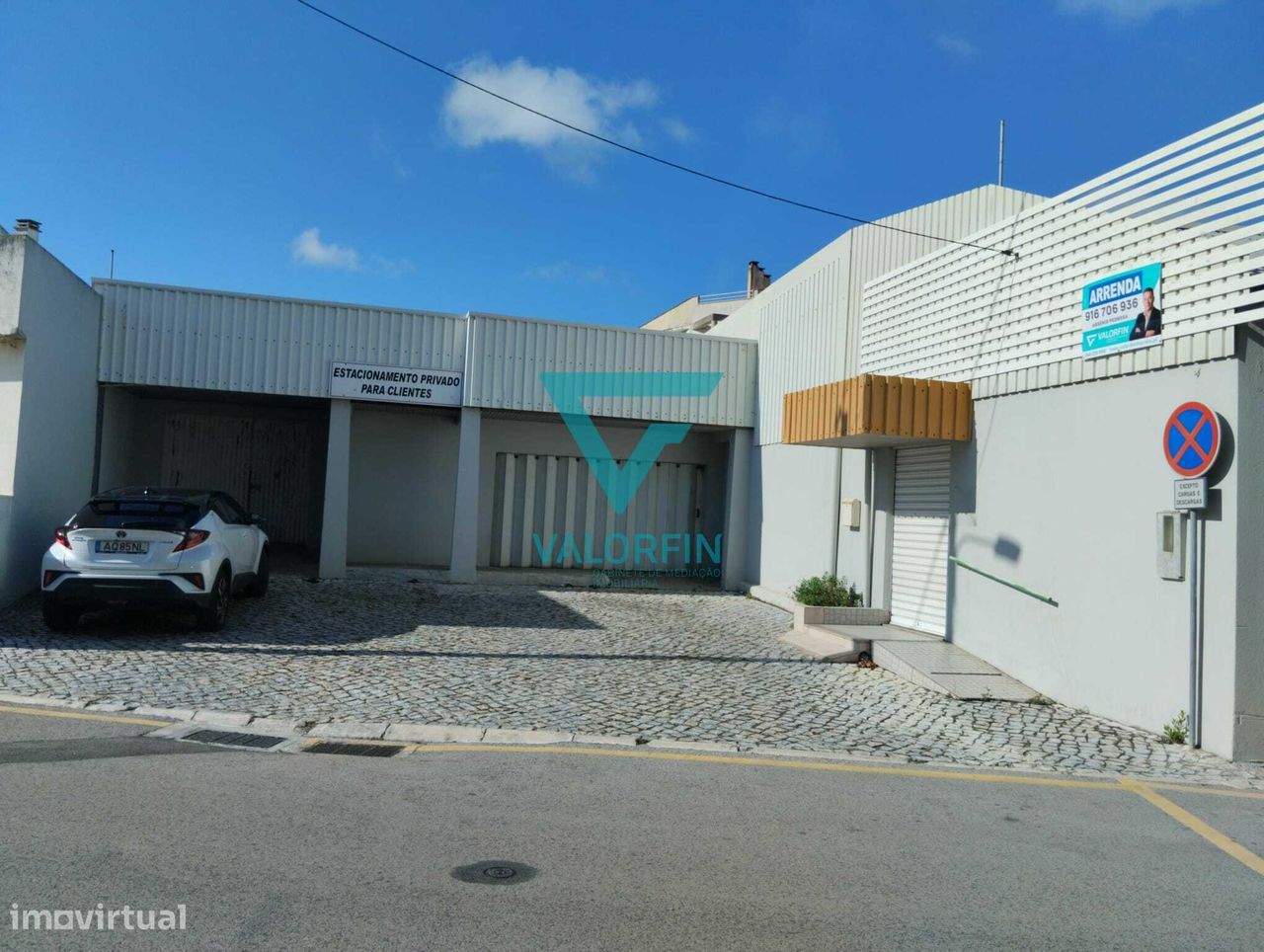 Loja/Armazém com 680m2 - Centro da Marinha Grande