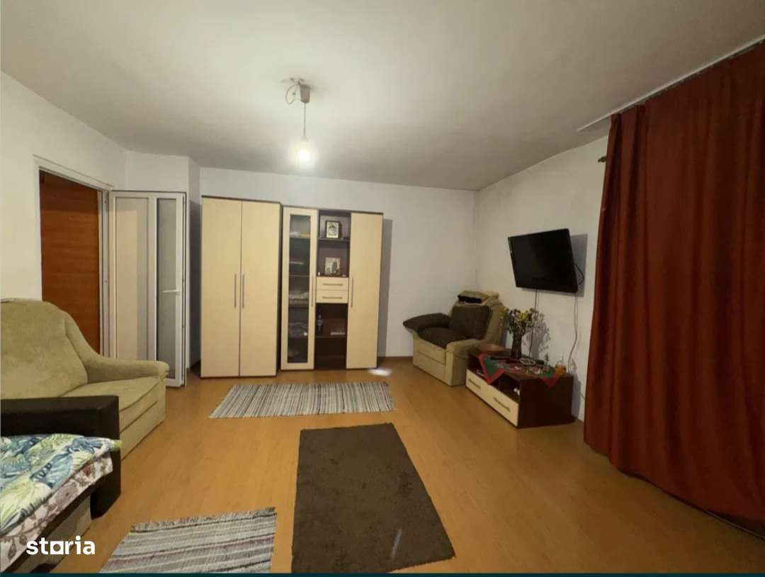 garsoniera Tudor , Decomandata / centrala , finisaje clasice !-1