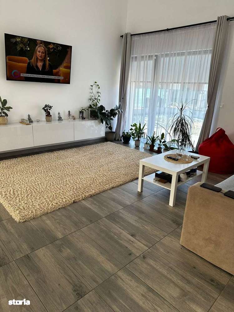 Proprietar vând casă în Săsar - Imagine principală: 3/18