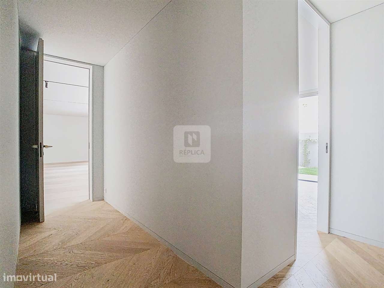 Apartamento T3 na Foz do Douro com Varanda | Nevogilde, Porto-17