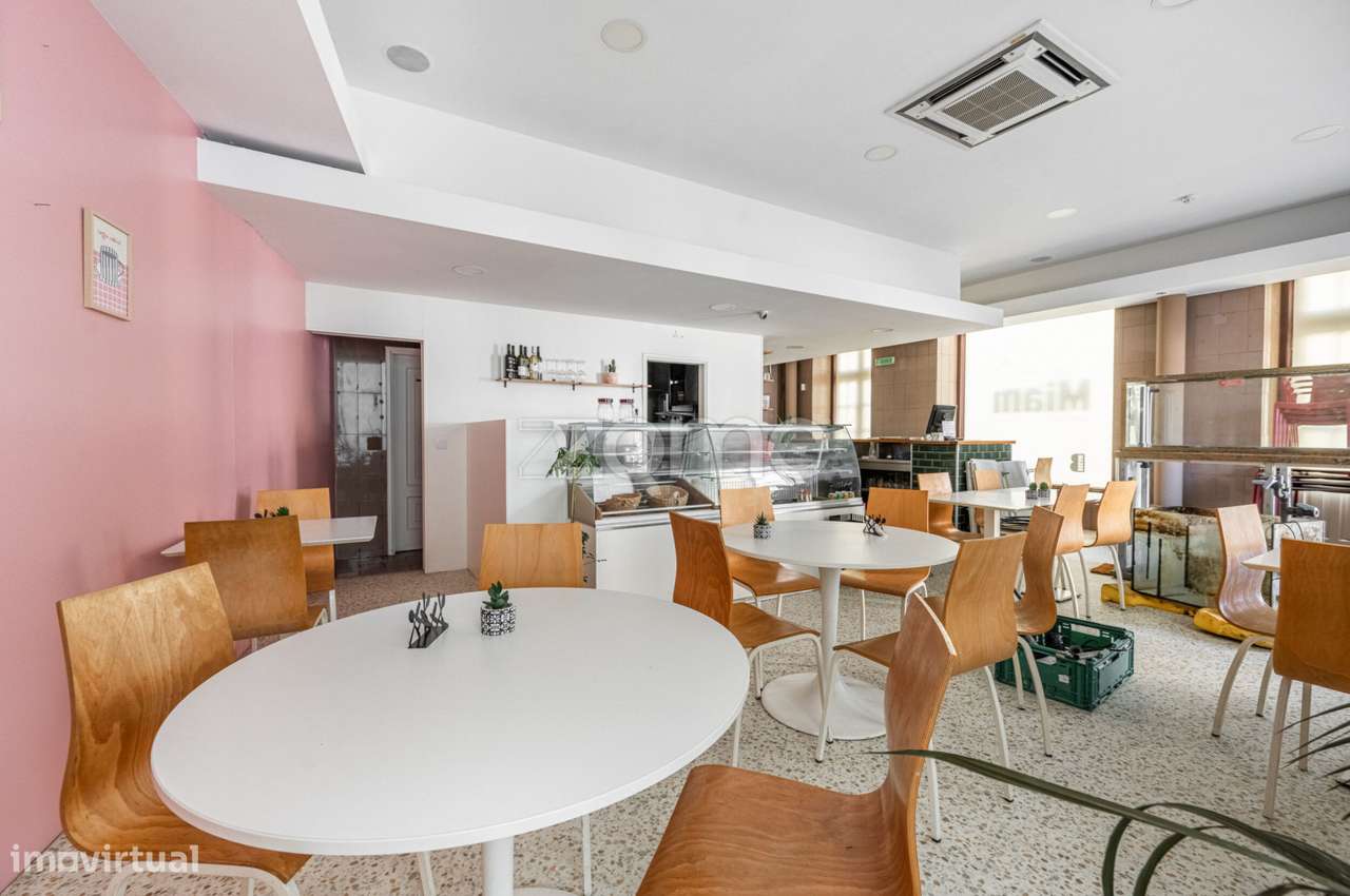 Café / Pastelaria / Restaurante - Grande imagem: 4/16