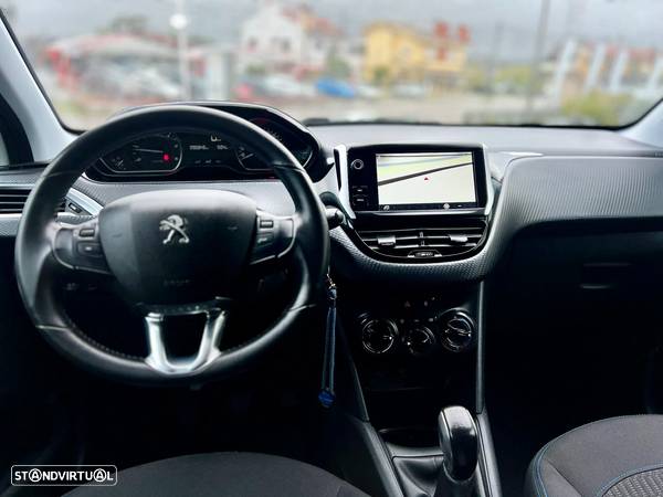 Peugeot 208 1.5 BlueHDi Signature - 15