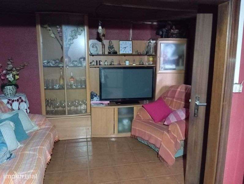 Vendo moradia , propriedade privada com vedação total - Grande imagem: 4/12