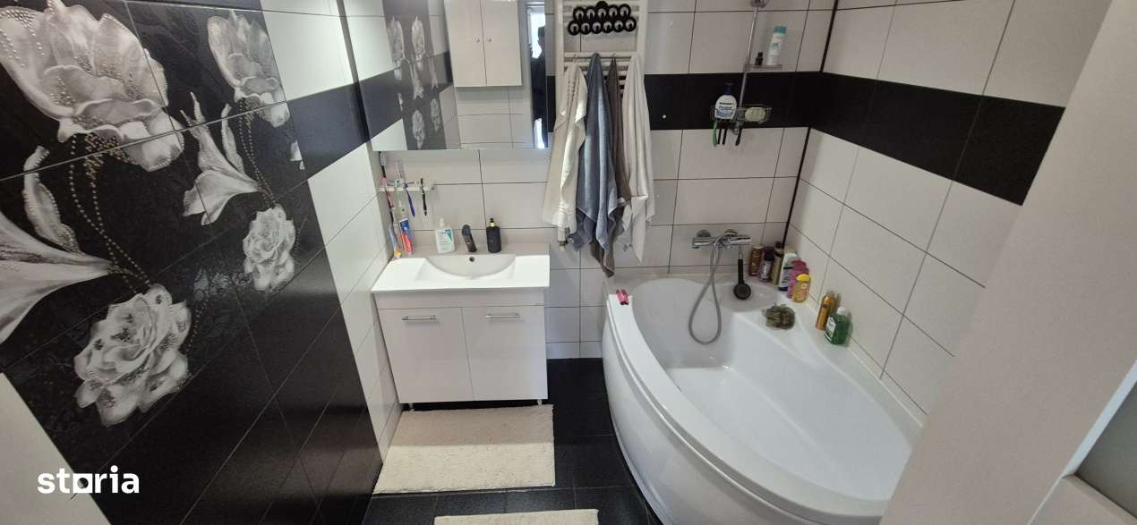 Casa Moderna Cumpana, teren 617 mp-12