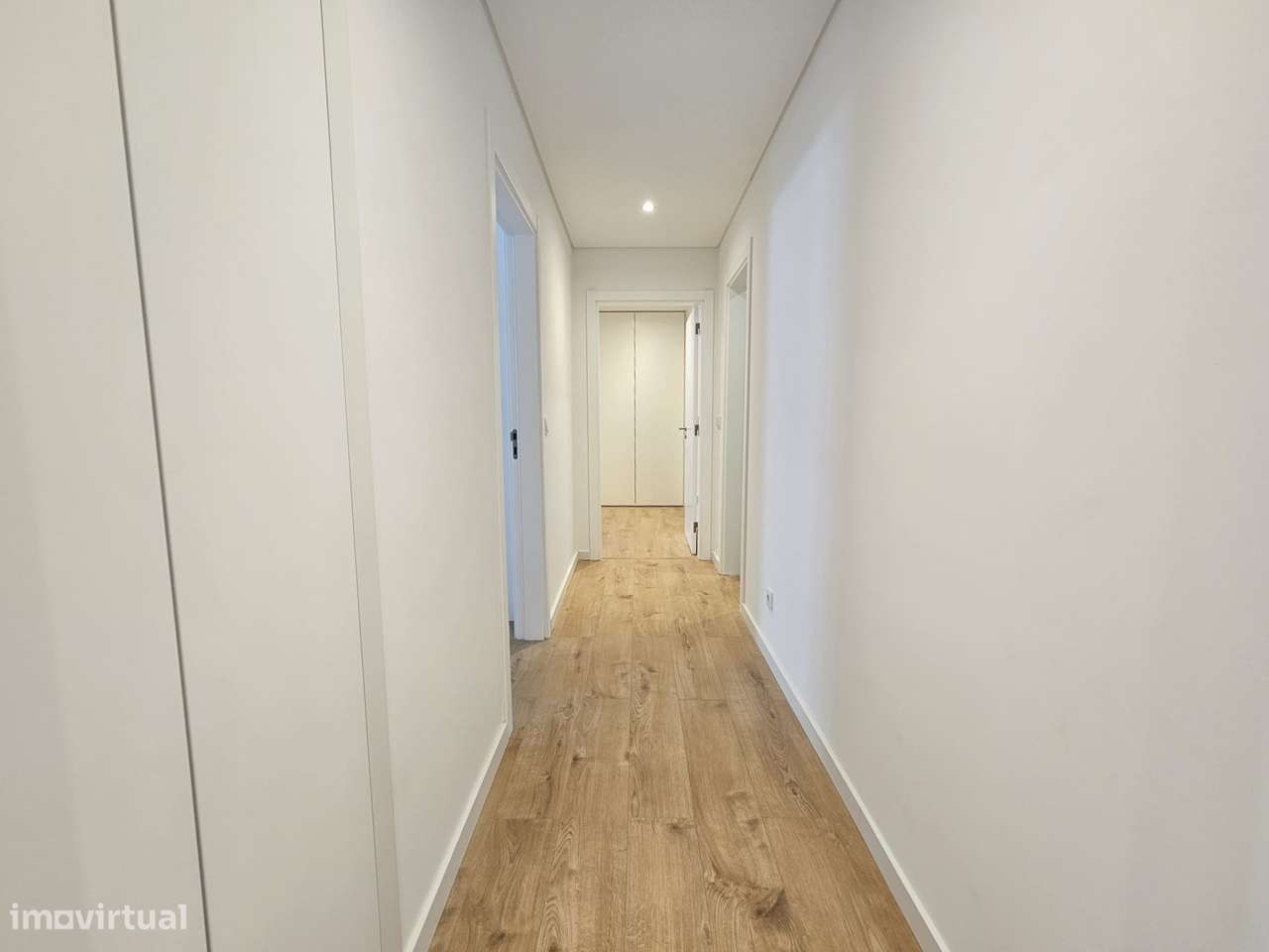 Magnifico T2 na Urbanização SkyCity-7