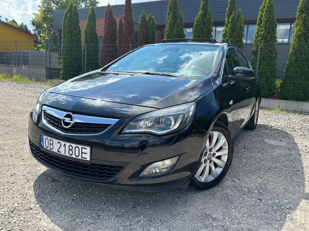 Opel Astra J (2009-2019) 1.6 Turbo Innovation 2011
