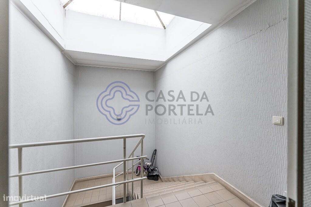Apartamento T4 em Arcozelo com Terraço e Vistas Mar | Garagem 2 Carros - Grande imagem: 3/45