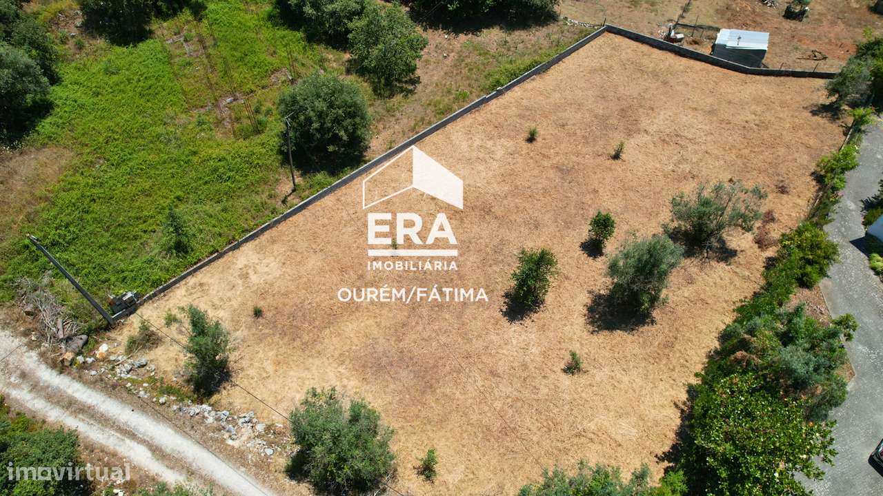 Terreno para construção com 1382m2-6