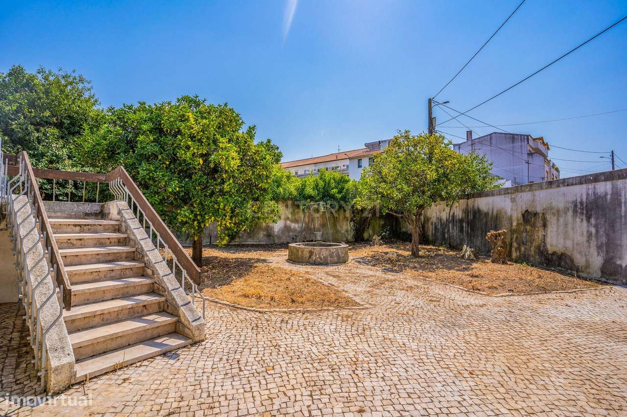 Moradia no Centro das Gaeiras. Uma casa única.-50