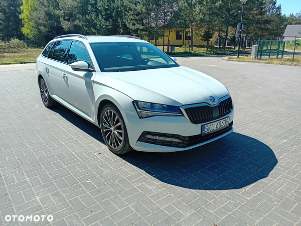 Skoda Superb 2.0 TDI SCR Style DSG - 5