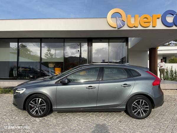 Volvo V40 2.0 D2 Momentum Geartronic - 6