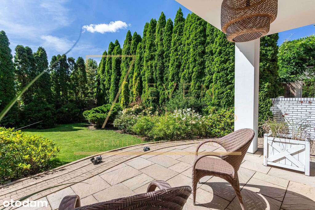 Luksusowy dom w Jabłonnie-18