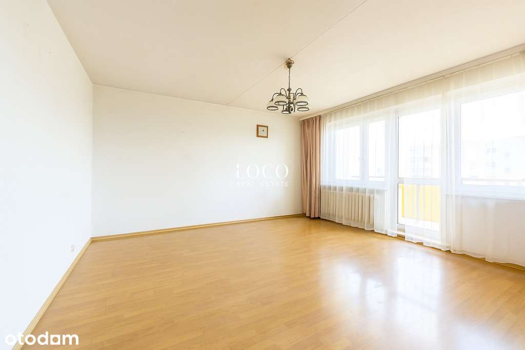 2 pokoje, osobna kuchnia, przy metrze Natolin-4