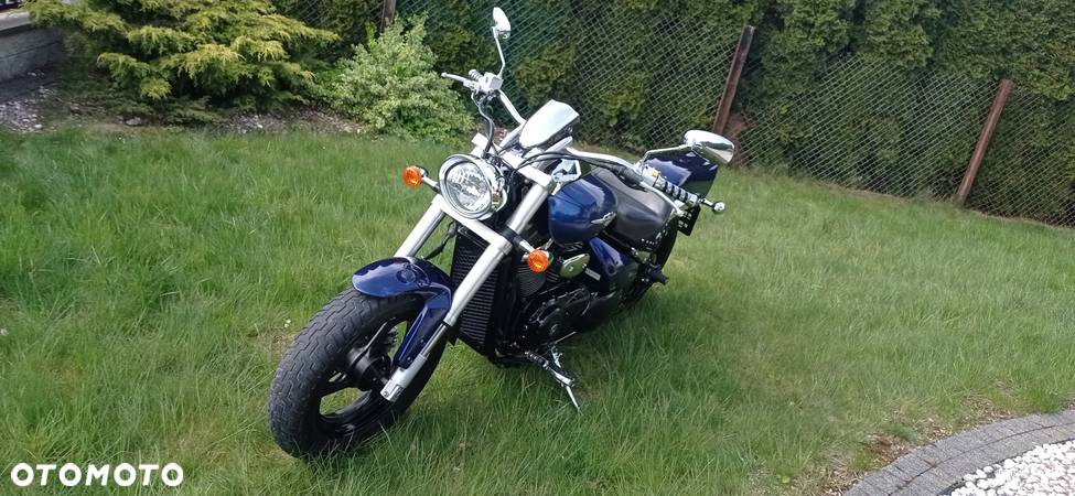 Suzuki Intruder - 5