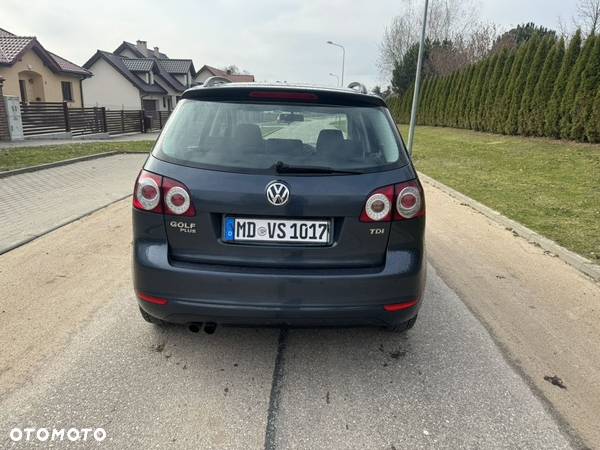 Volkswagen Golf Plus - 13