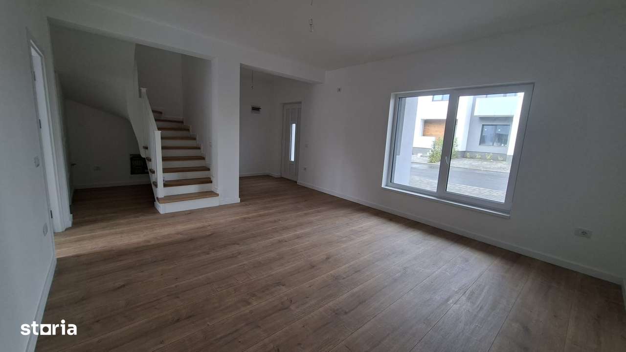 Casa cu 4 camere, intabulata, Iasi-16