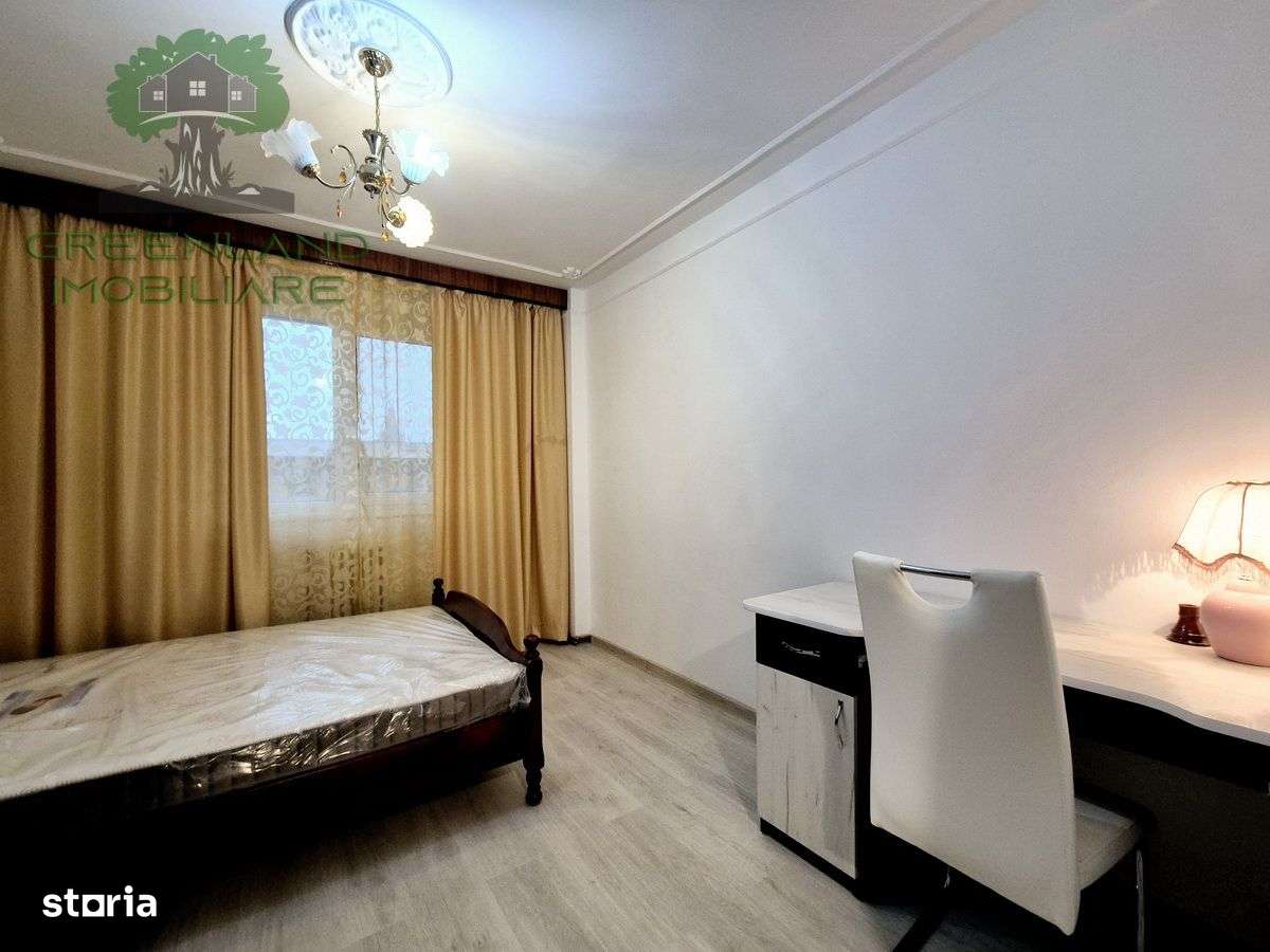 Apartament 3 camere, ULTRACENTRAL, 72mp, etaj intermediar3/8, lift - Imagine principală: 4/16