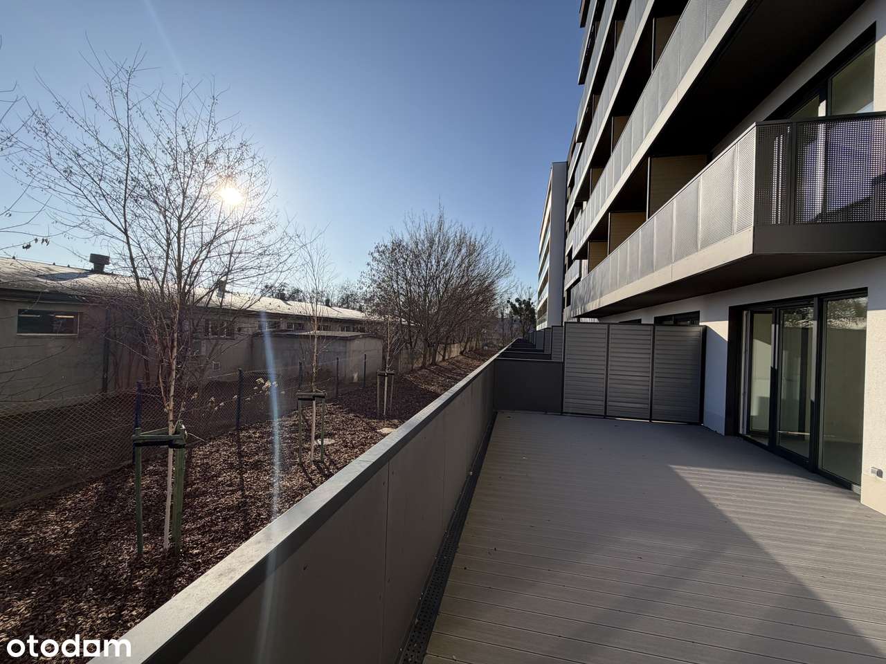 TARAS 33m2| 2 pokoje + KUCHNIA| Garaż Podziemny| Garderoba-0