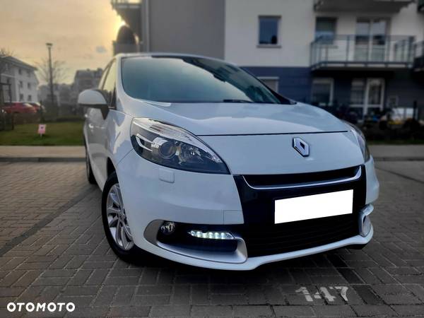 Renault Scenic 1.6 16V TomTom Edition - 9