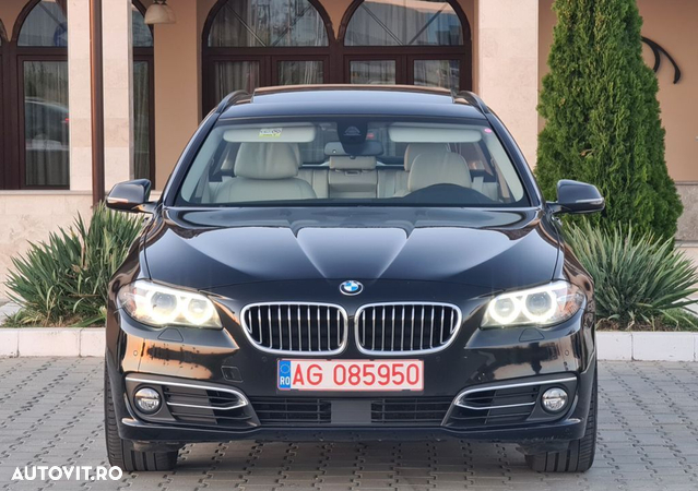 BMW Seria 5 525d Touring Aut. Luxury Line - 24