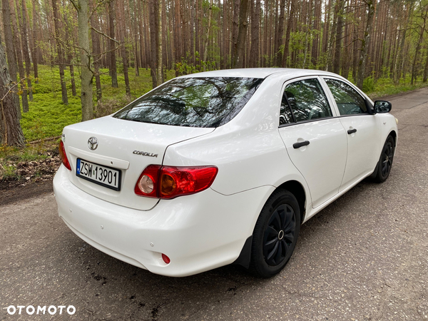 Toyota Corolla 1.6 2010 - 7