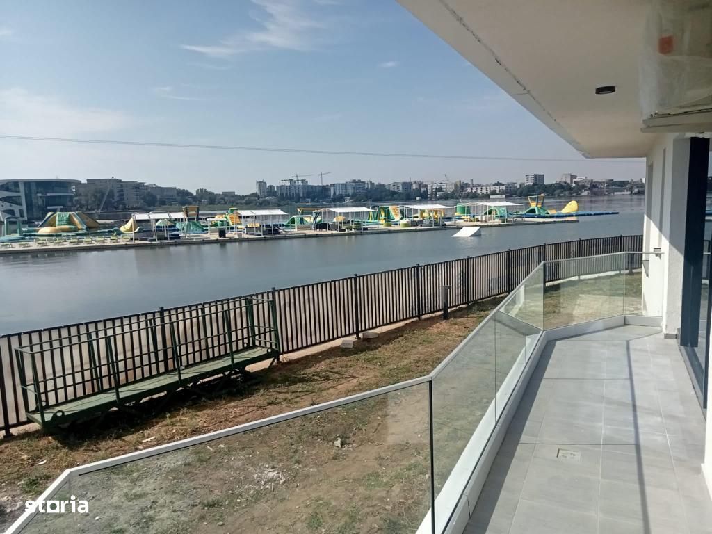 APARTAMENT 2 CAMERE MAMAIA  CU VEDERE LA LAC