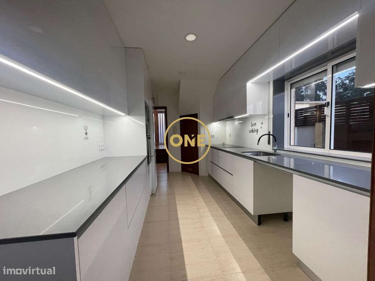 MORADIA T3 | FRADELOS | CONFORTO, ESPAÇO E TRANQUILIDADE - Grande imagem: 4/26