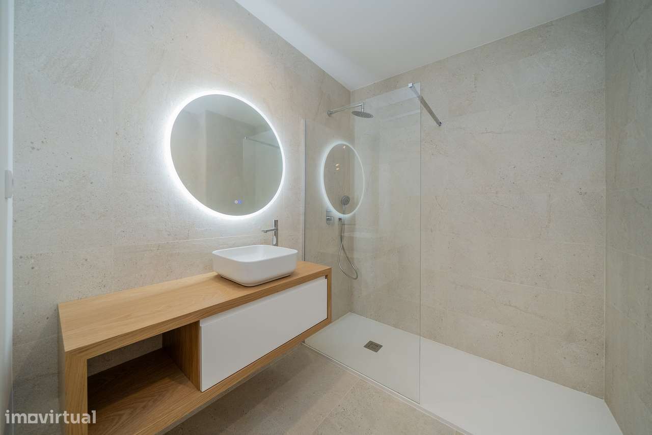 T0 Exclusivo | Último Piso com Garagem | Próximo do centro de Braga-12