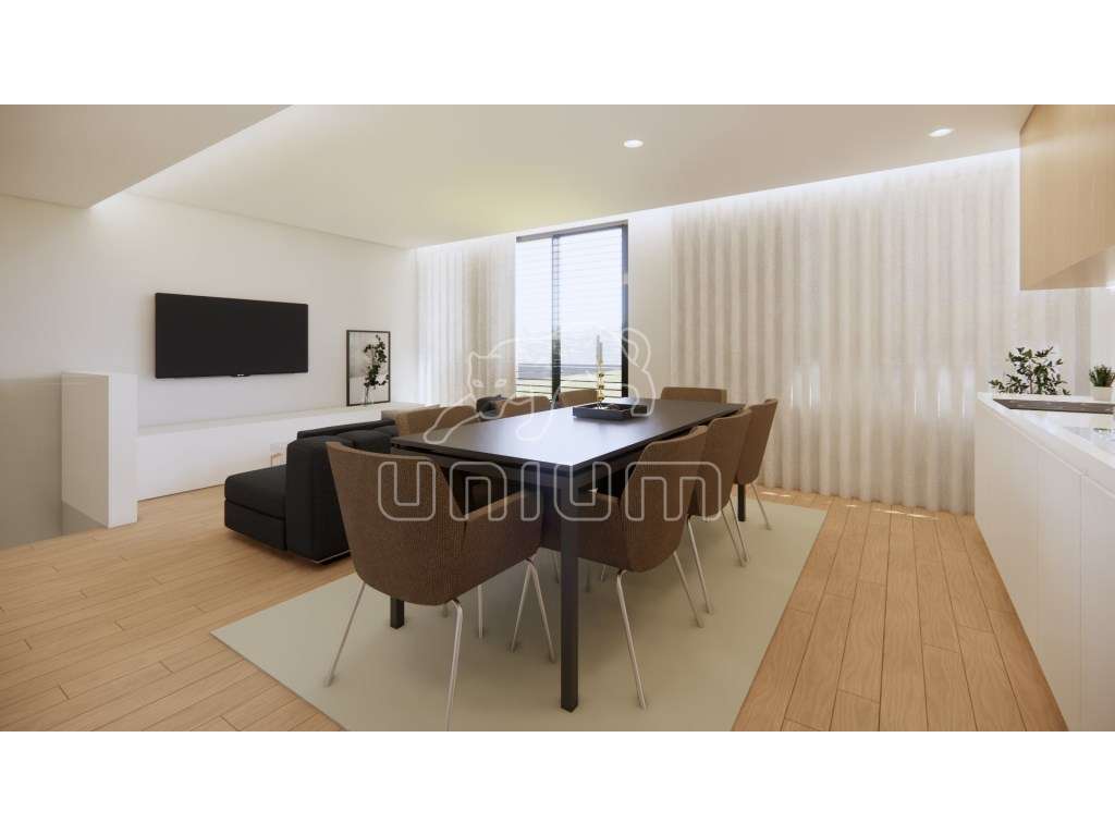 Apartamento T2+1 Duplex na Meadela-11
