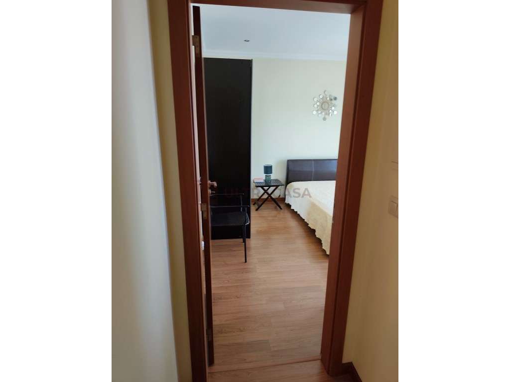 Vende-se Moradia V4 renovada com terraço, churrasqueira e horta a 5...-46
